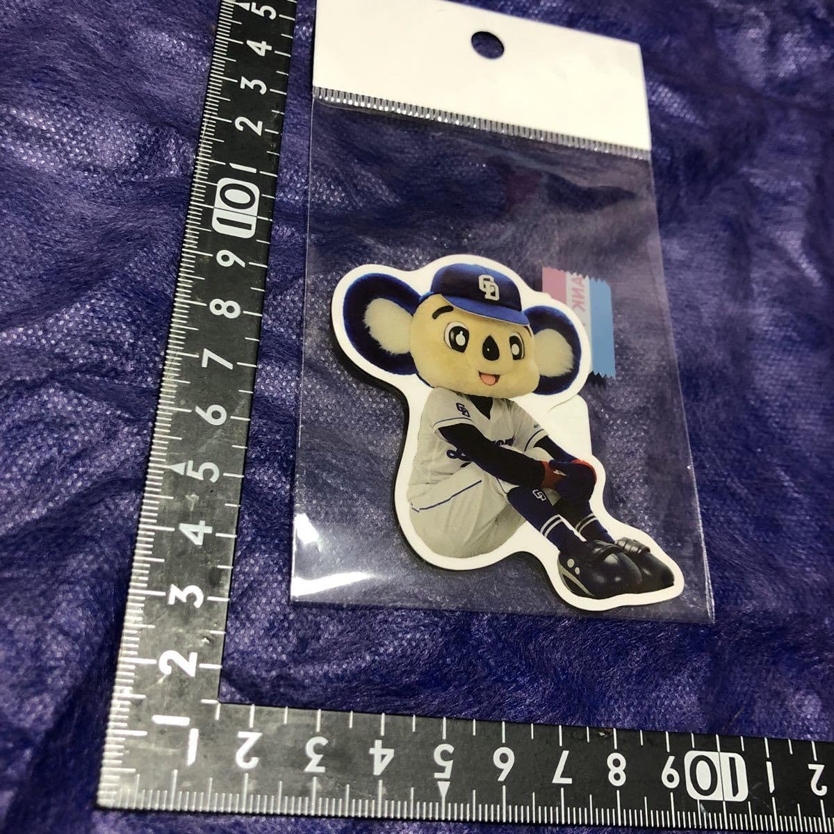 Amazon.co.jp: 中日ドラゴンズ ドアラ ステッカー シール : おもちゃ